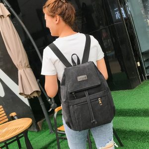 Рюкзак міський брезент зносостійкий чорного кольору 15л 8605